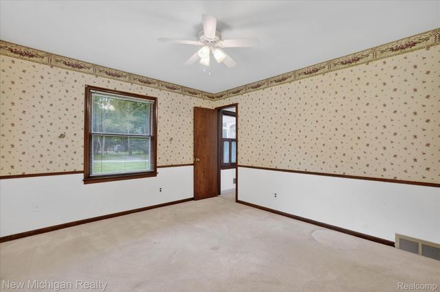 1325 Pine Grove Lane, Milford Charter Township, MI 48381