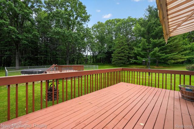 1325 Pine Grove Lane, Milford Charter Township, MI 48381