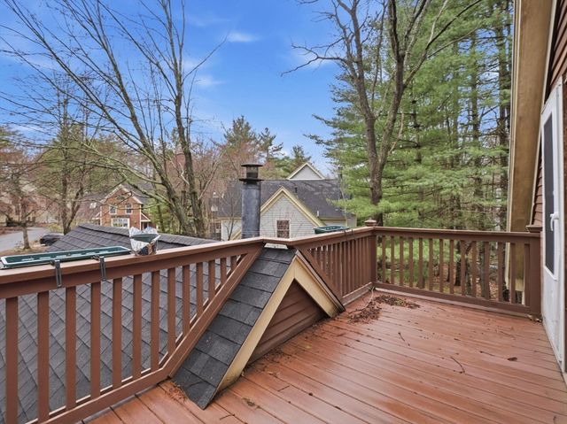 111 Brigham St 19A, Hudson, MA 01749