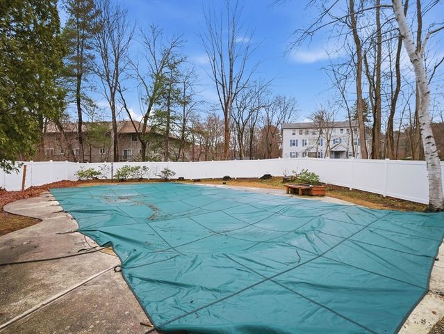 111 Brigham St 19A, Hudson, MA 01749