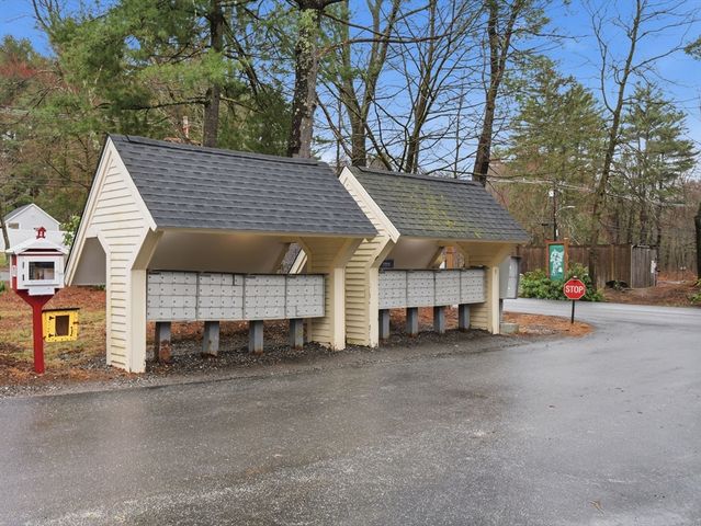 111 Brigham St 19A, Hudson, MA 01749