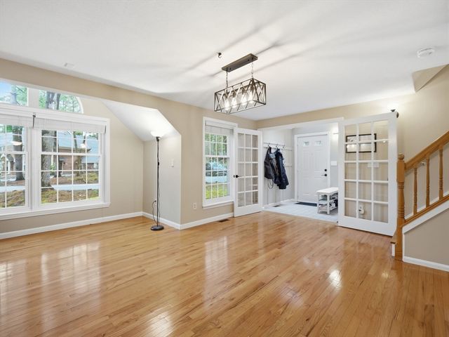 111 Brigham St 19A, Hudson, MA 01749