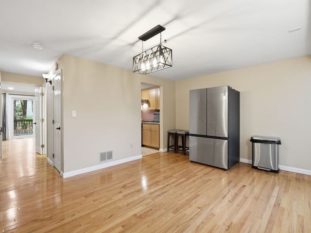 111 Brigham St 19A, Hudson, MA 01749