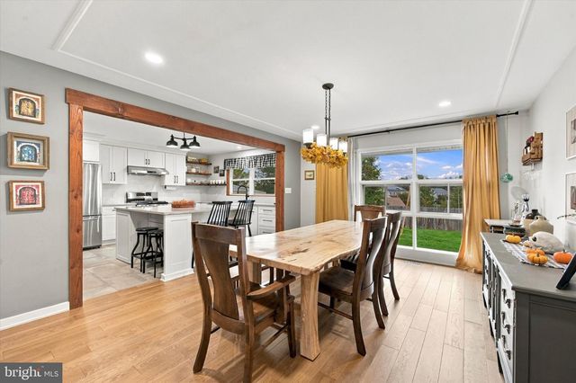 903 SUMMIT LN, Oreland, PA 19075
