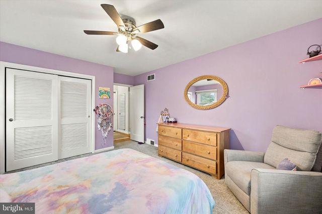 903 SUMMIT LN, Oreland, PA 19075