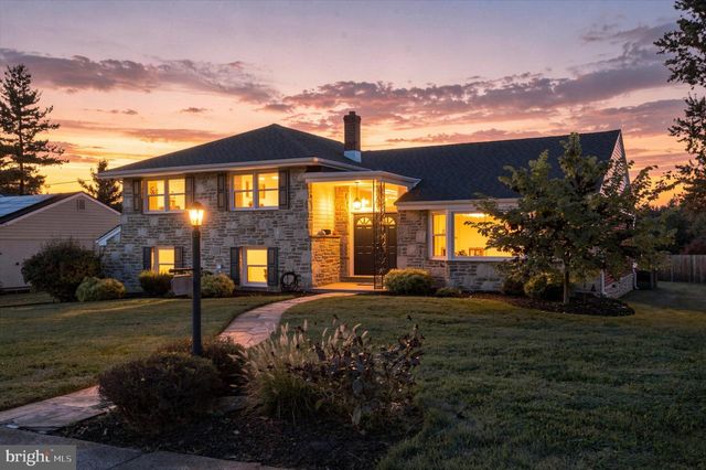 903 SUMMIT LN, Oreland, PA 19075