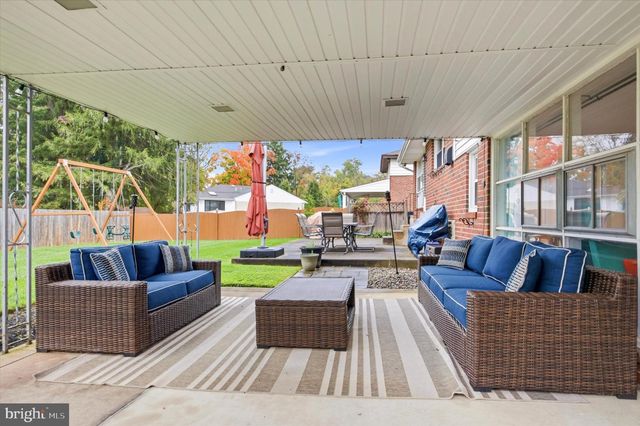 903 SUMMIT LN, Oreland, PA 19075