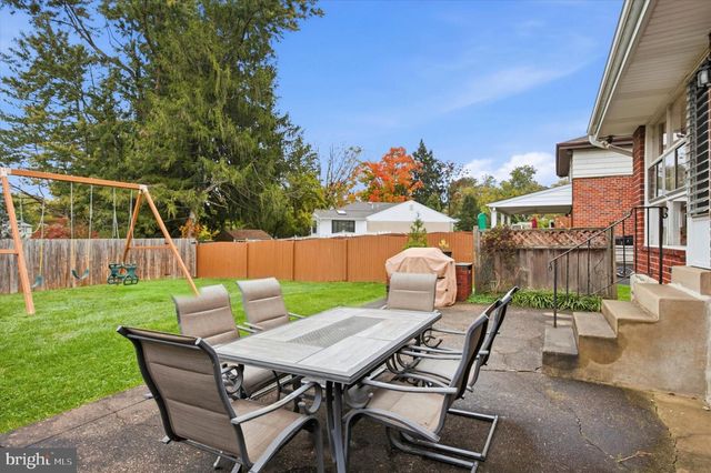 903 SUMMIT LN, Oreland, PA 19075