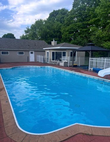 253 W Church Street, West Chazy, NY 12992