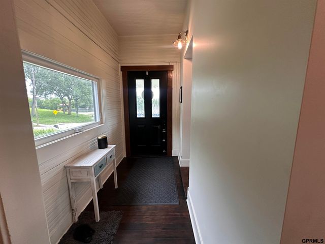702 Hickory Street, Omaha, NE 68108
