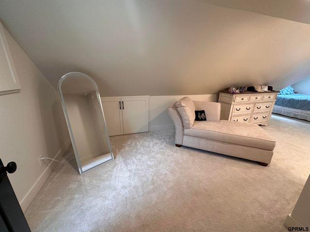 702 Hickory Street, Omaha, NE 68108