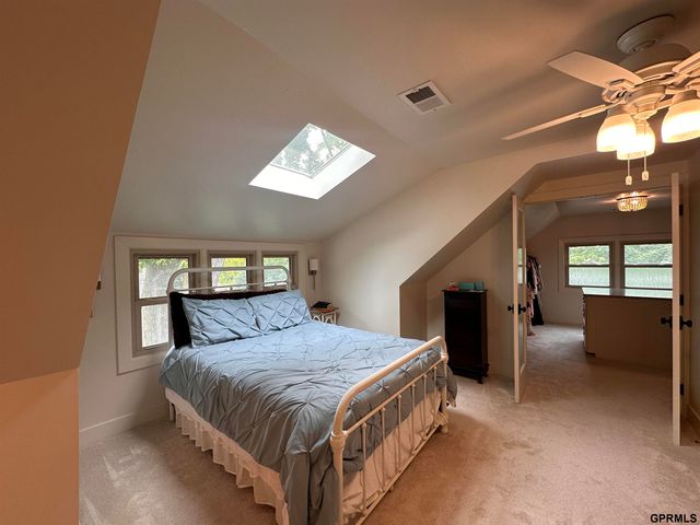 702 Hickory Street, Omaha, NE 68108