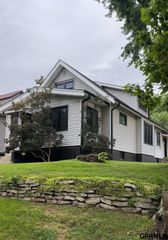 702 Hickory Street, Omaha, NE 68108
