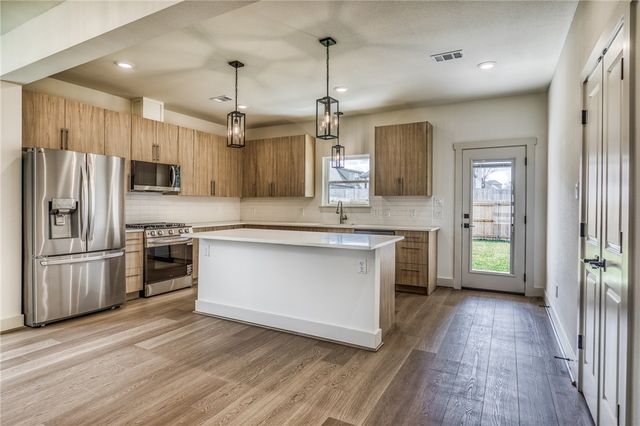 4014 Etonbury Avenue, College Station, TX 77845