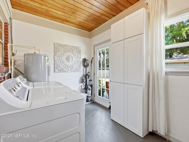 1630 MAYVIEW Road, Jacksonville, FL 32210