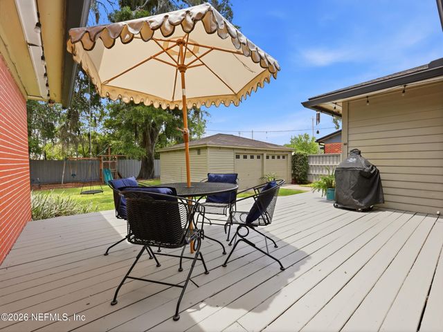 1630 MAYVIEW Road, Jacksonville, FL 32210