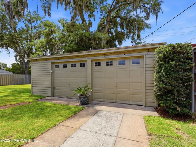 1630 MAYVIEW Road, Jacksonville, FL 32210