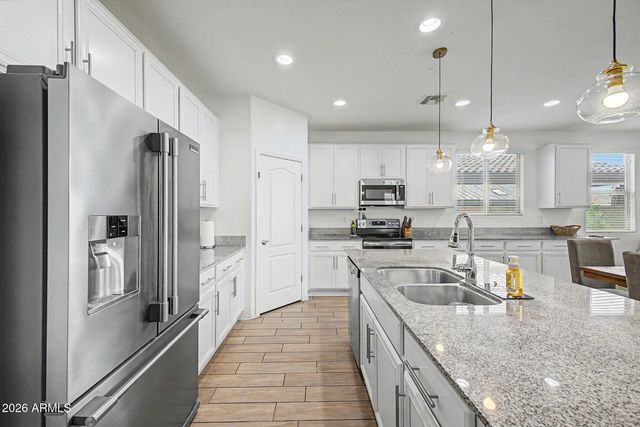 18161 W RAYMOND Street, Goodyear, AZ 85338