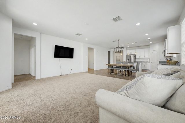 18161 W RAYMOND Street, Goodyear, AZ 85338