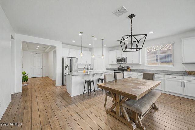 18161 W RAYMOND Street, Goodyear, AZ 85338