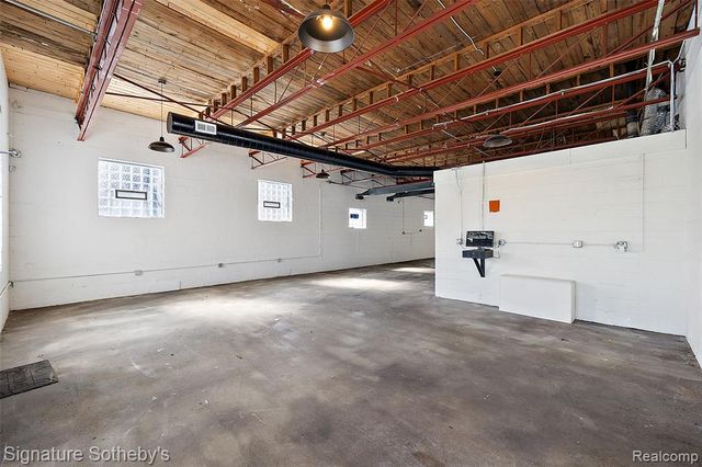 6543 Hastings Street, Detroit, MI 48211