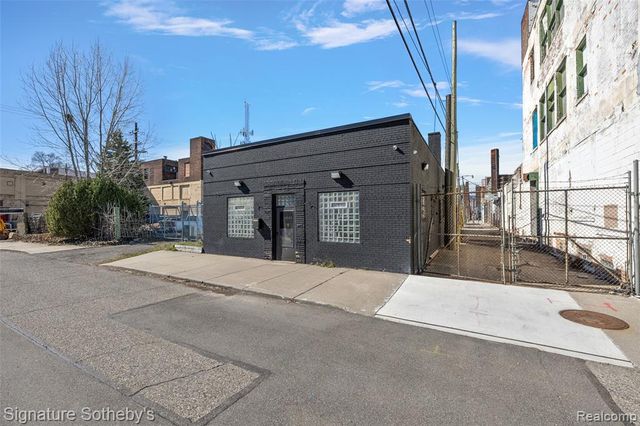 6543 Hastings Street, Detroit, MI 48211