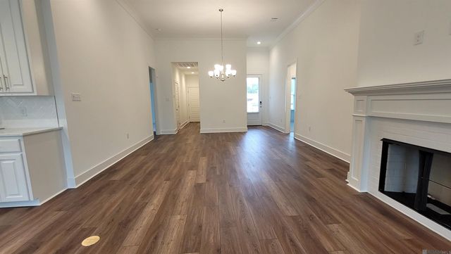 7024 Garden Hill Dr, Baton Rouge, LA 70817