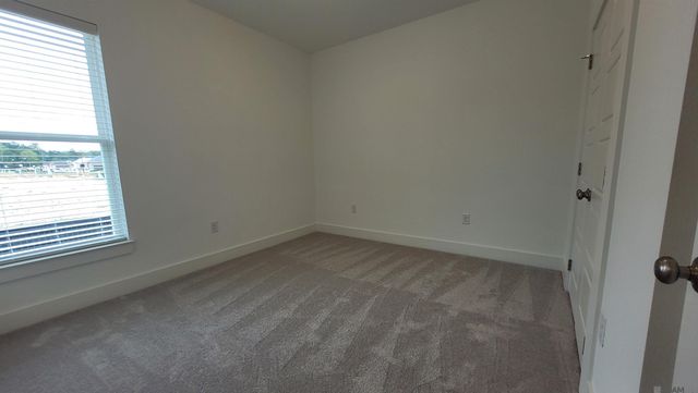 7024 Garden Hill Dr, Baton Rouge, LA 70817