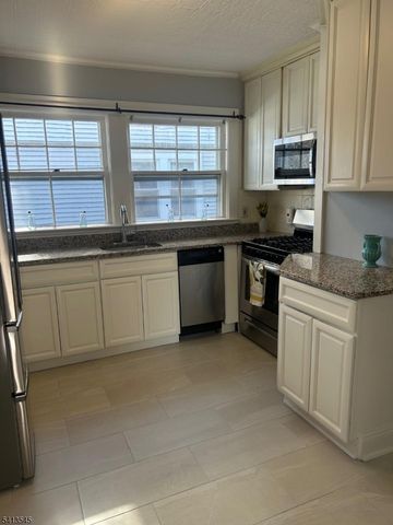 96 Grove Street, Montclair Twp., NJ 07042