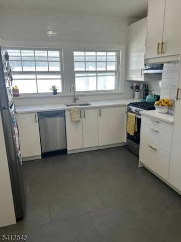 96 Grove Street, Montclair Twp., NJ 07042