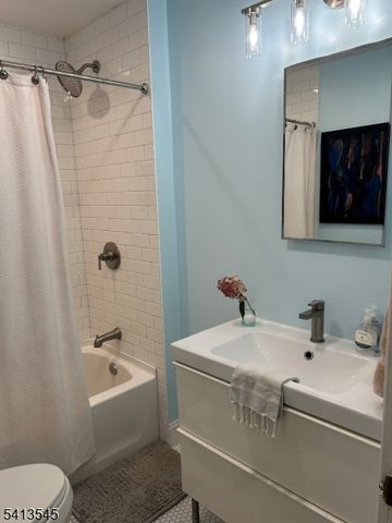 96 Grove Street, Montclair Twp., NJ 07042