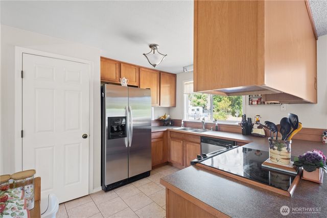 9721 194th Street E, Graham, WA 98338