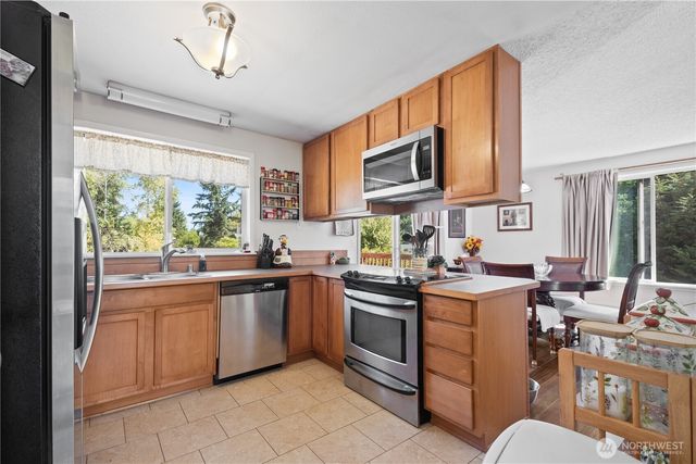9721 194th Street E, Graham, WA 98338