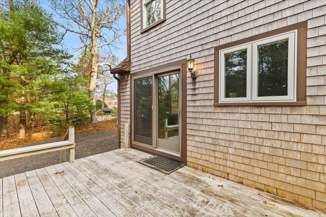 77 Kiahs Way, East Sandwich, MA 02537