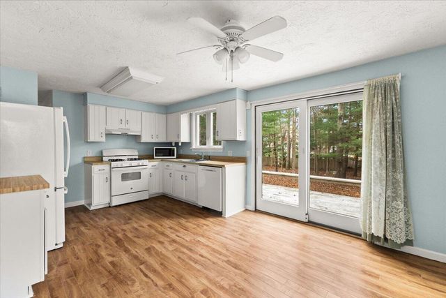 77 Kiahs Way, East Sandwich, MA 02537