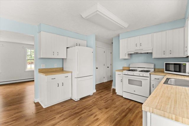 77 Kiahs Way, East Sandwich, MA 02537