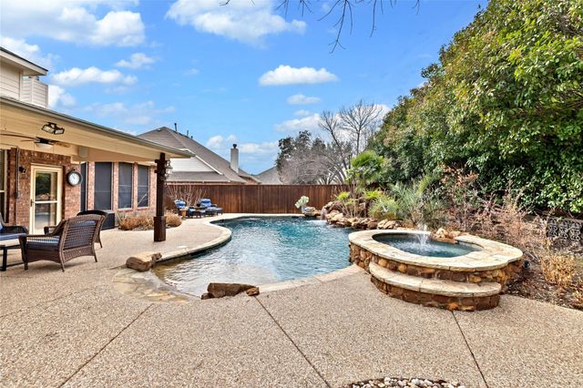 5709 Northcrest Drive, Flower Mound, TX 75028