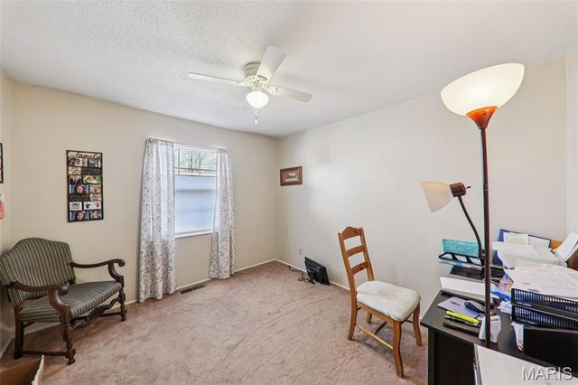 5933 Loblolly Court, St Louis, MO 63128