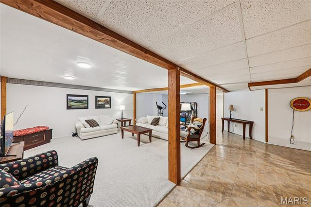 5933 Loblolly Court, St Louis, MO 63128