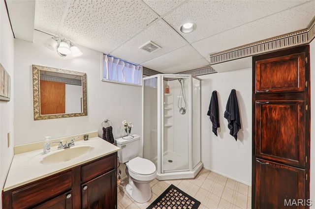 5933 Loblolly Court, St Louis, MO 63128