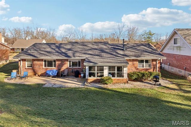 5933 Loblolly Court, St Louis, MO 63128