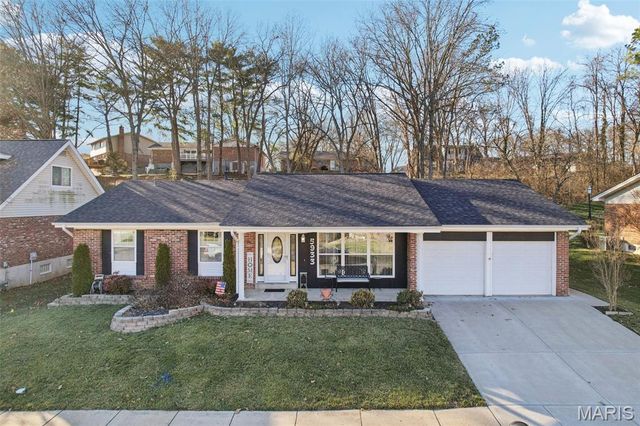 5933 Loblolly Court, St Louis, MO 63128