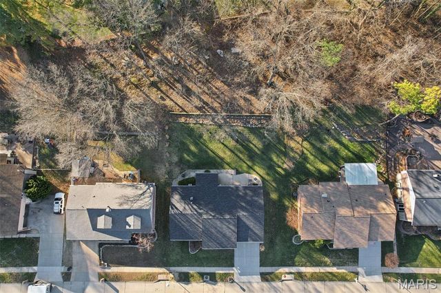 5933 Loblolly Court, St Louis, MO 63128