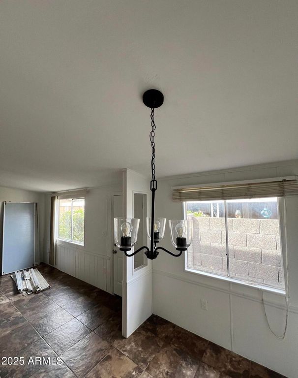 Image 13 of property listing at 8601 N 103RD Avenue 58, Peoria, AZ 85345