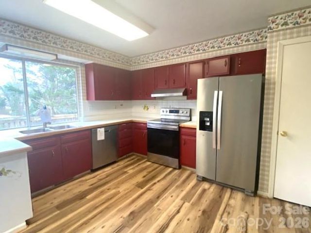 15 Golden Oaks Lane, Fletcher, NC 28732