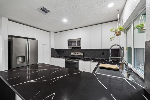 2407 W Settlers Way, The Woodlands, TX 77380