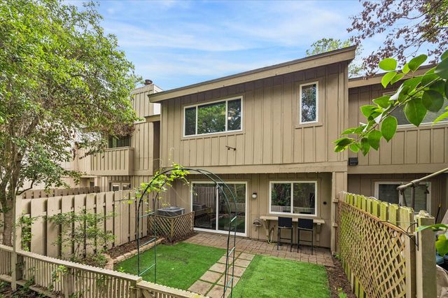 2407 W Settlers Way, The Woodlands, TX 77380