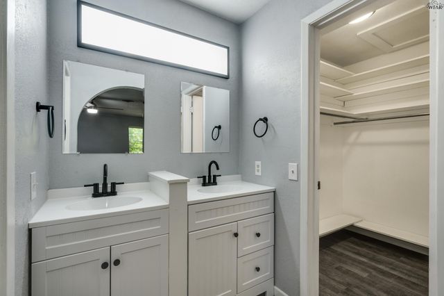3510 KENT LANE, Wichita Falls, TX 76308