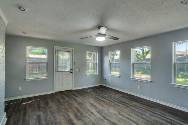 3510 KENT LANE, Wichita Falls, TX 76308