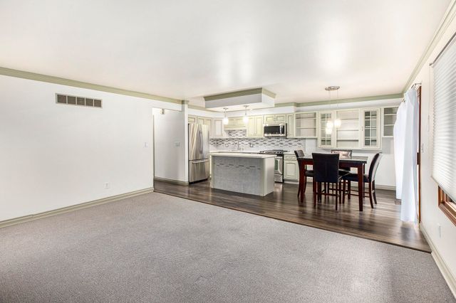 548 Park Place, Saline City, MI 48176